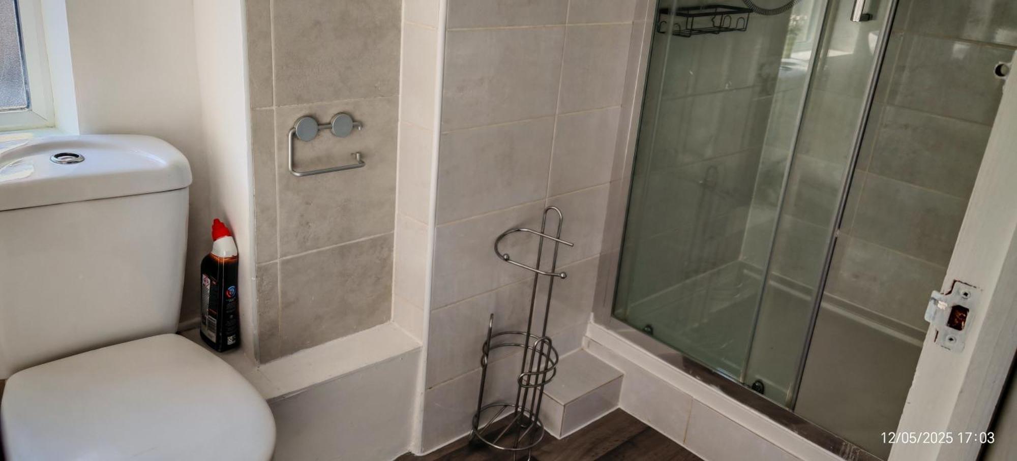 Large Flat In Bayswater * Londres